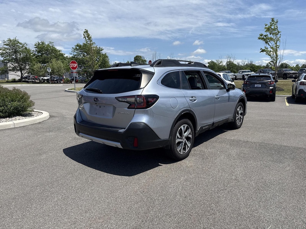 Used 2021 Subaru Outback Limited SUV