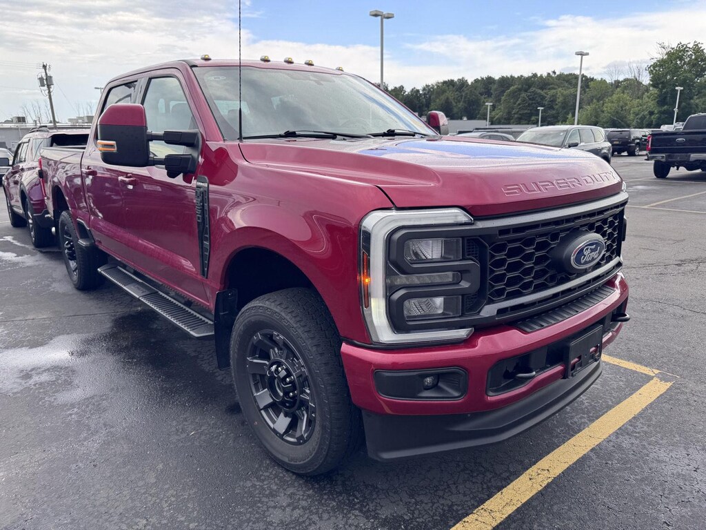 Used 2023 Ford Super Duty F-250 SRW Lariat Truck