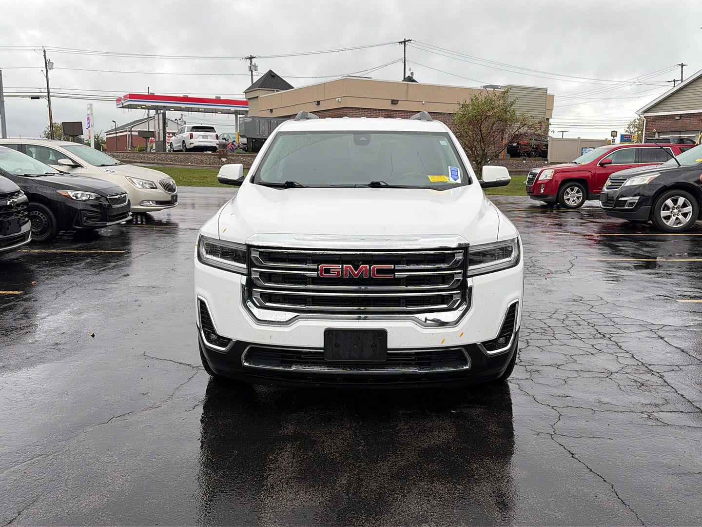 Used 2023 GMC Acadia SLT
