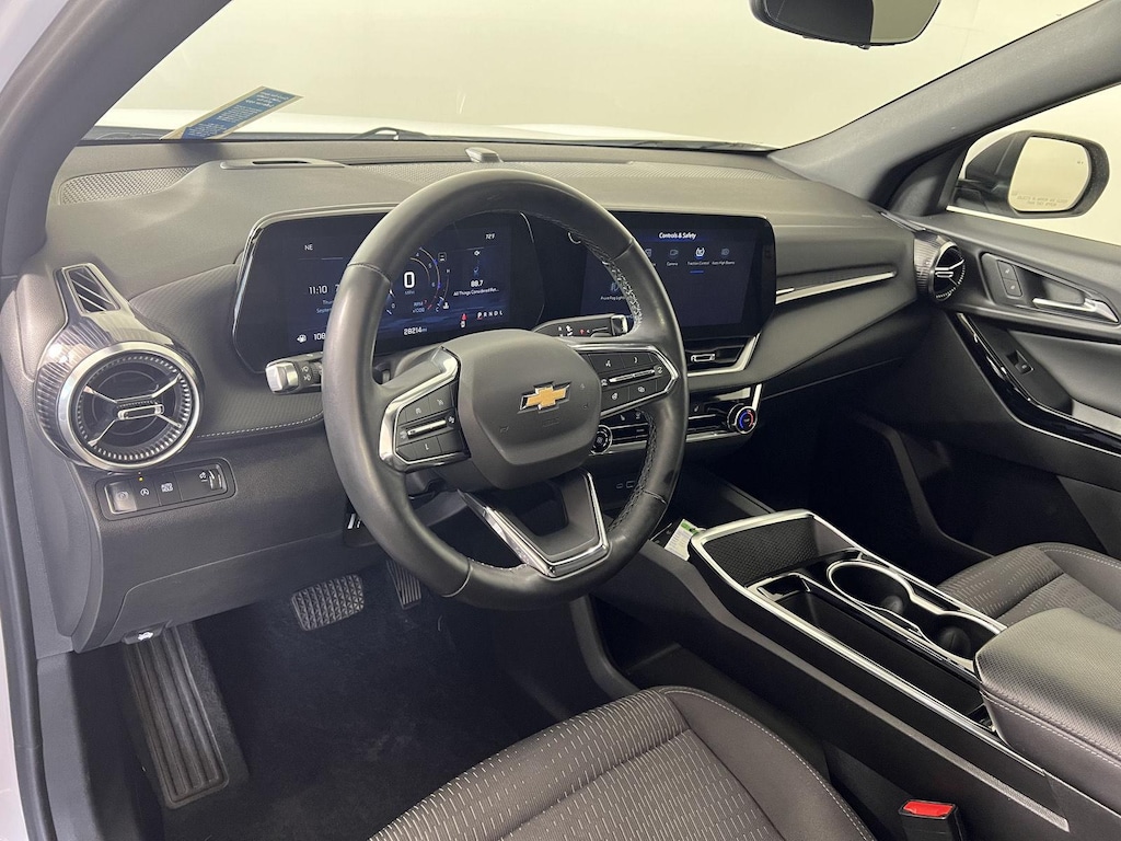 Used 2025 Chevrolet Equinox FWD LT SUV