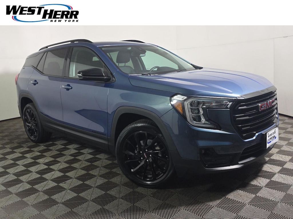 Used 2024 GMC Terrain SLT SUV