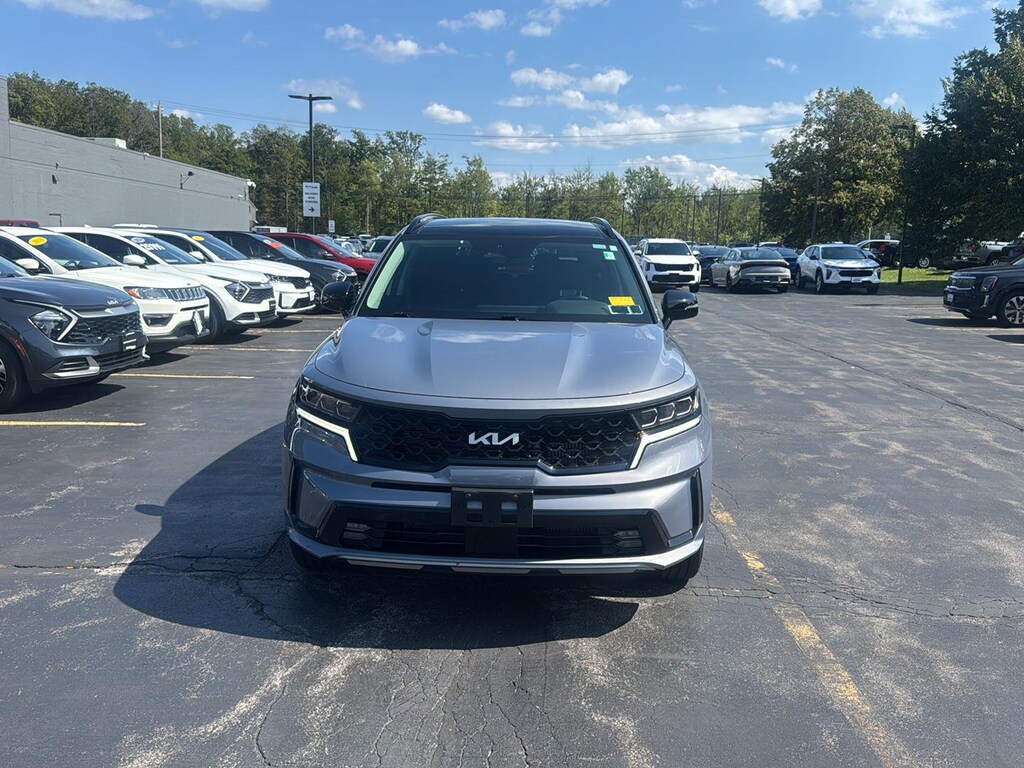 Used 2023 Kia Sorento SX SUV