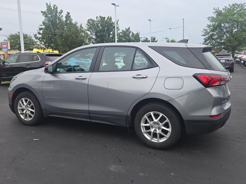 Used 2024 Chevrolet Equinox LS SUV