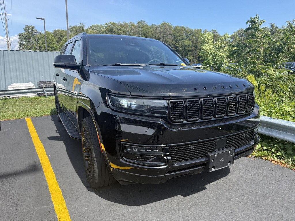 Used 2023 Jeep Wagoneer Series II Carbide SUV