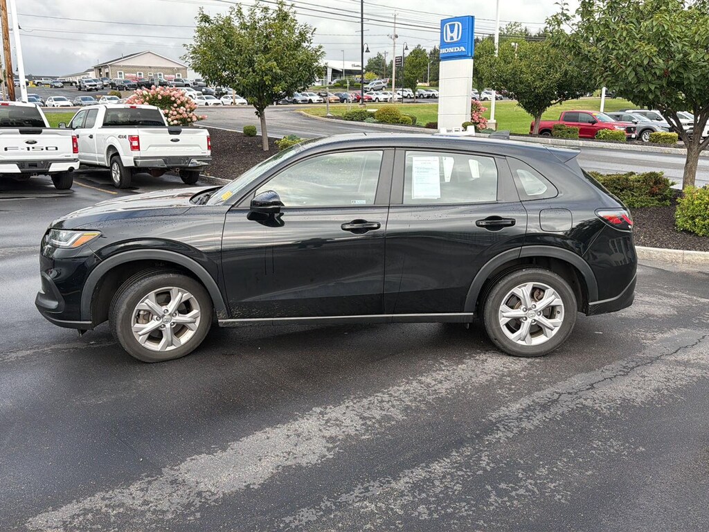 Used 2024 Honda HR-V LX SUV