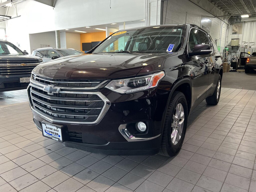 Used 2021 Chevrolet Traverse LT Leather SUV