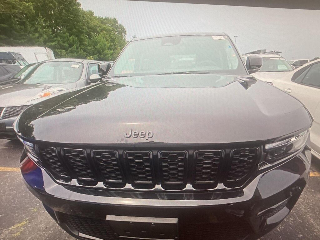 Used 2024 Jeep Grand Cherokee Altitude X SUV