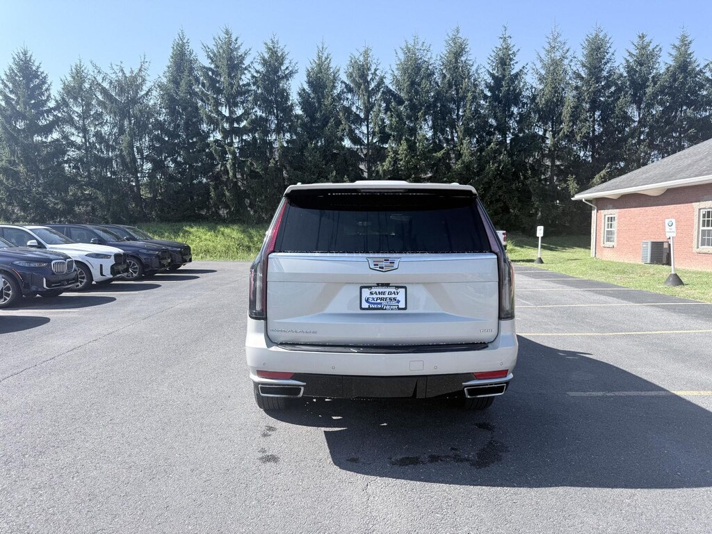 Used 2021 Cadillac Escalade Premium Luxury SUV