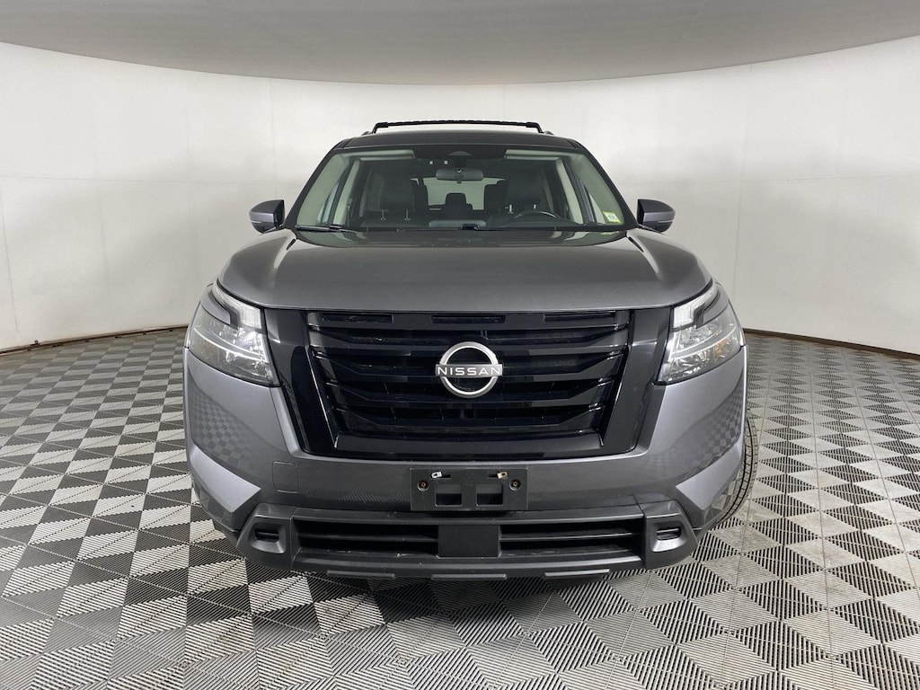 Used 2022 Nissan Pathfinder SV SUV