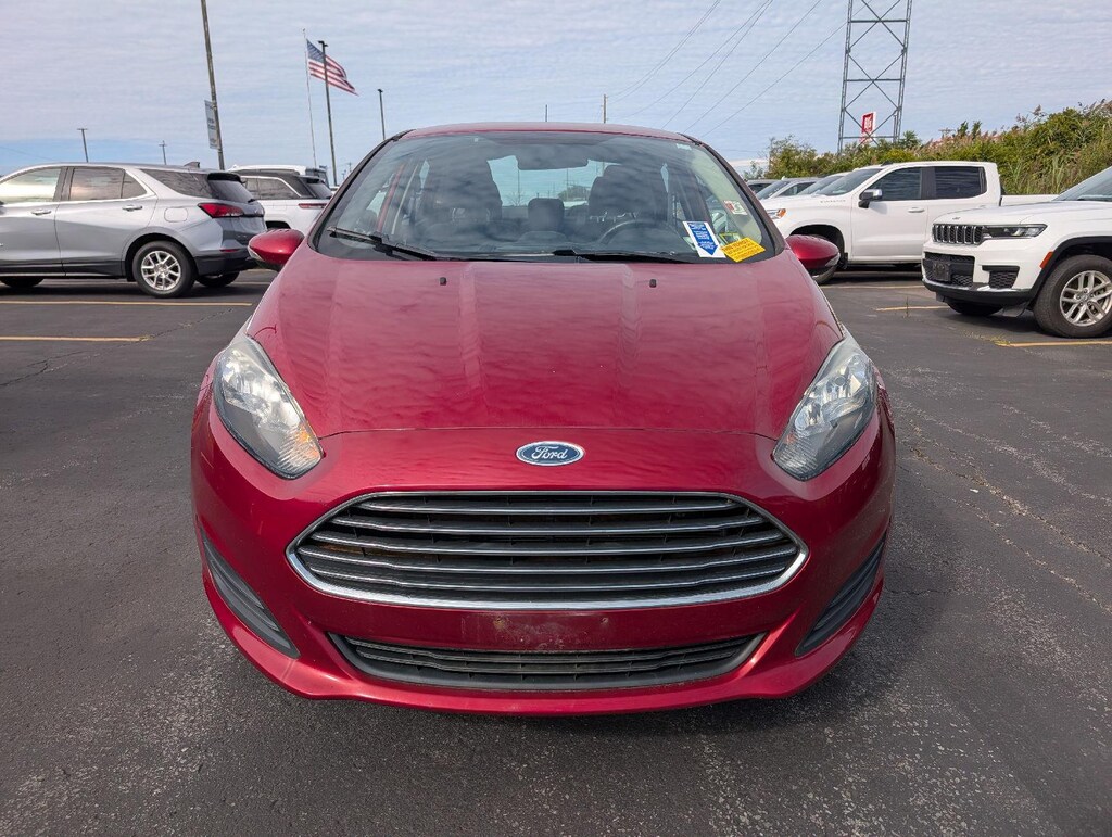 Used 2016 Ford Fiesta SE Sedan