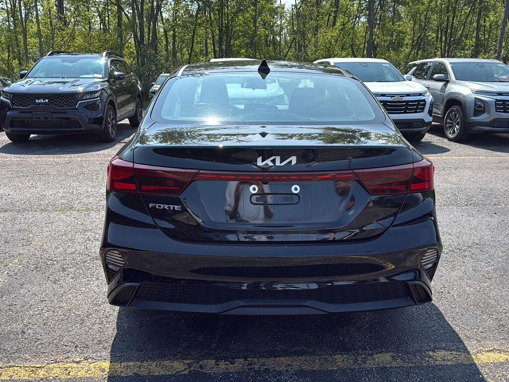 Used 2023 Kia Forte LXS Sedan