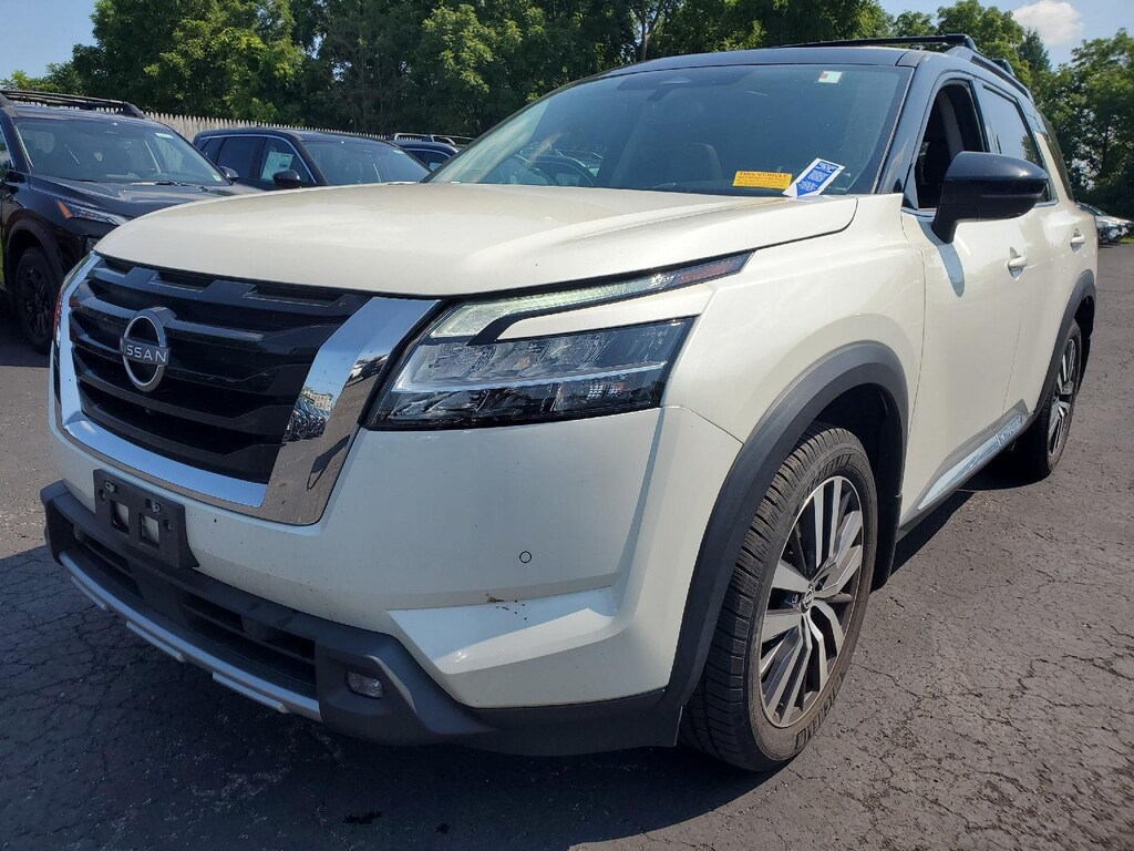 Used 2022 Nissan Pathfinder Platinum SUV