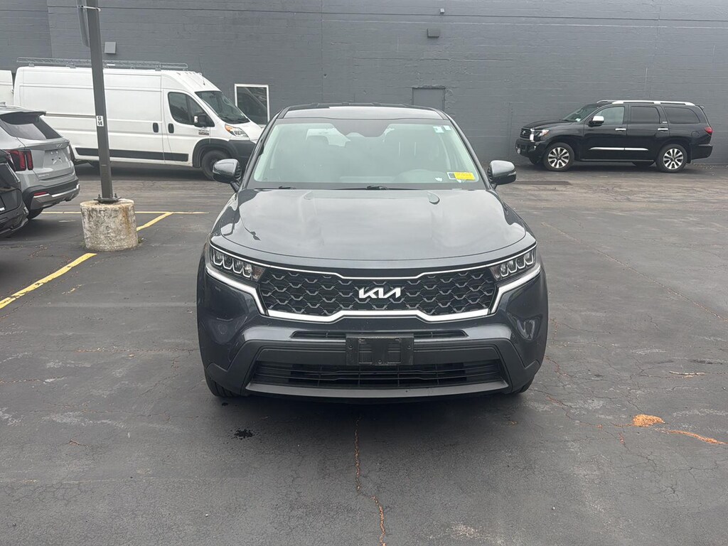Certified 2023 Kia Sorento LX