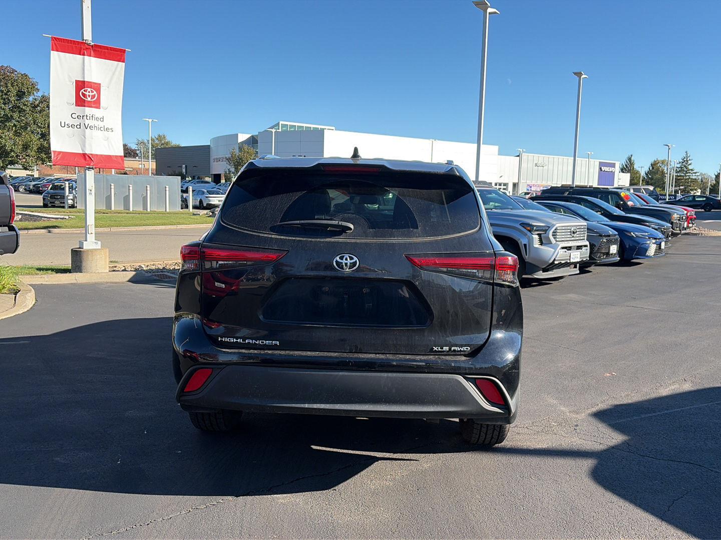 Used 2021 Toyota Highlander XLE