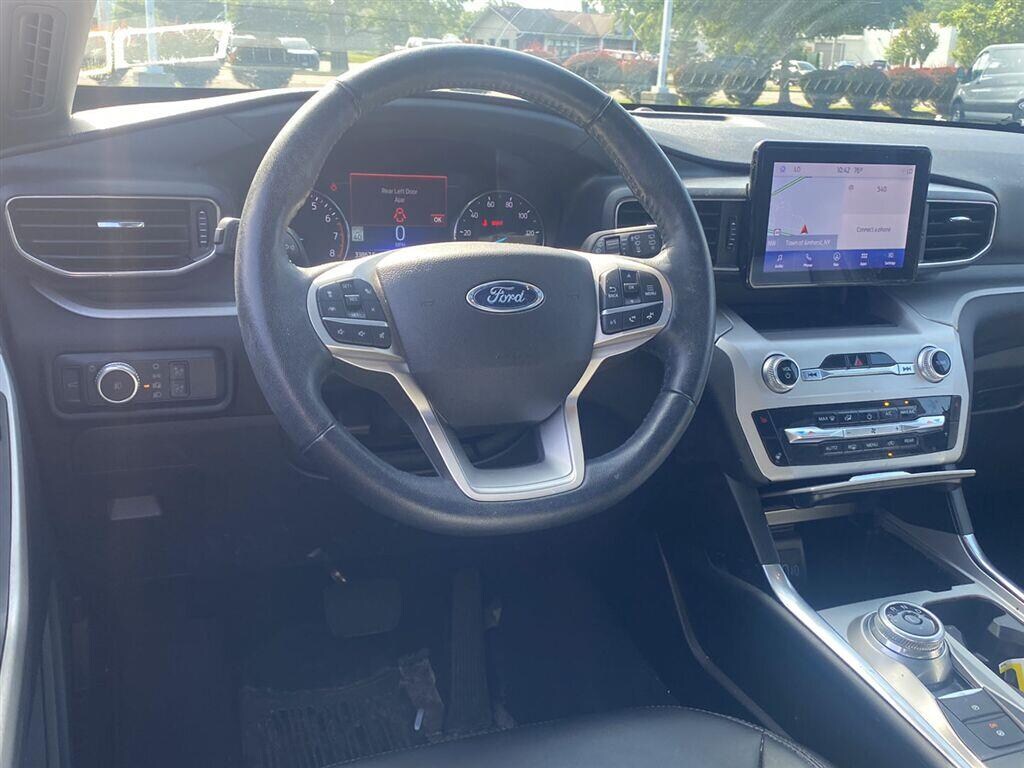 Used 2022 Ford Explorer XLT SUV