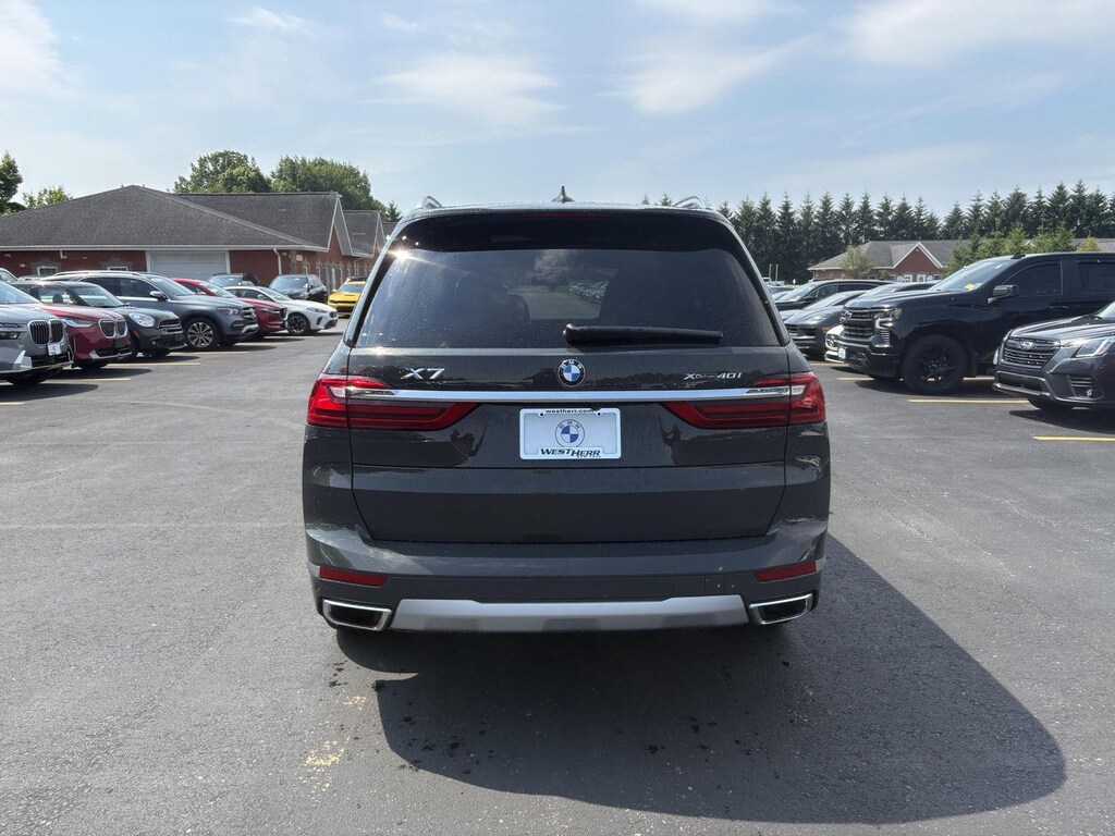 Used 2022 BMW X7 xDrive40i Sports Activity Vehicle