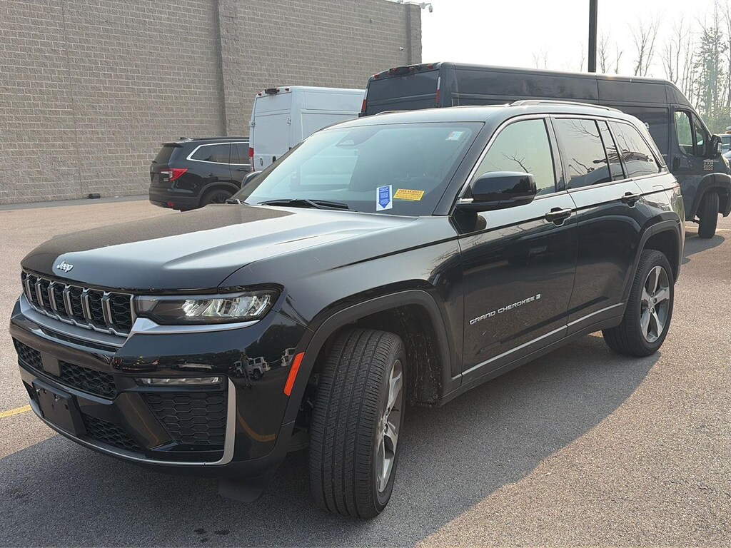 Used 2026 Jeep Grand Cherokee Limited SUV