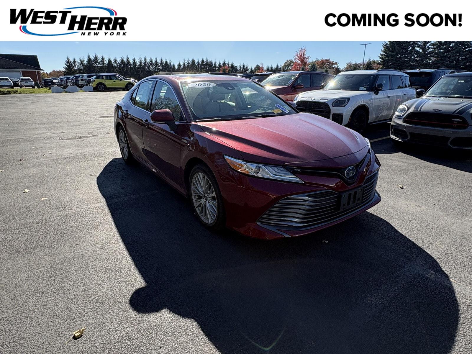 Used 2020 Toyota Camry Hybrid XLE Sedan