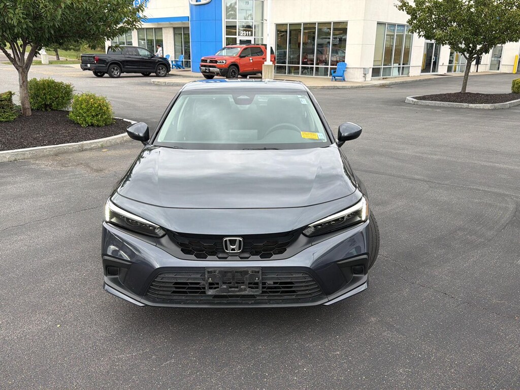 Used 2024 Honda Civic Hatchback LX Hatchback