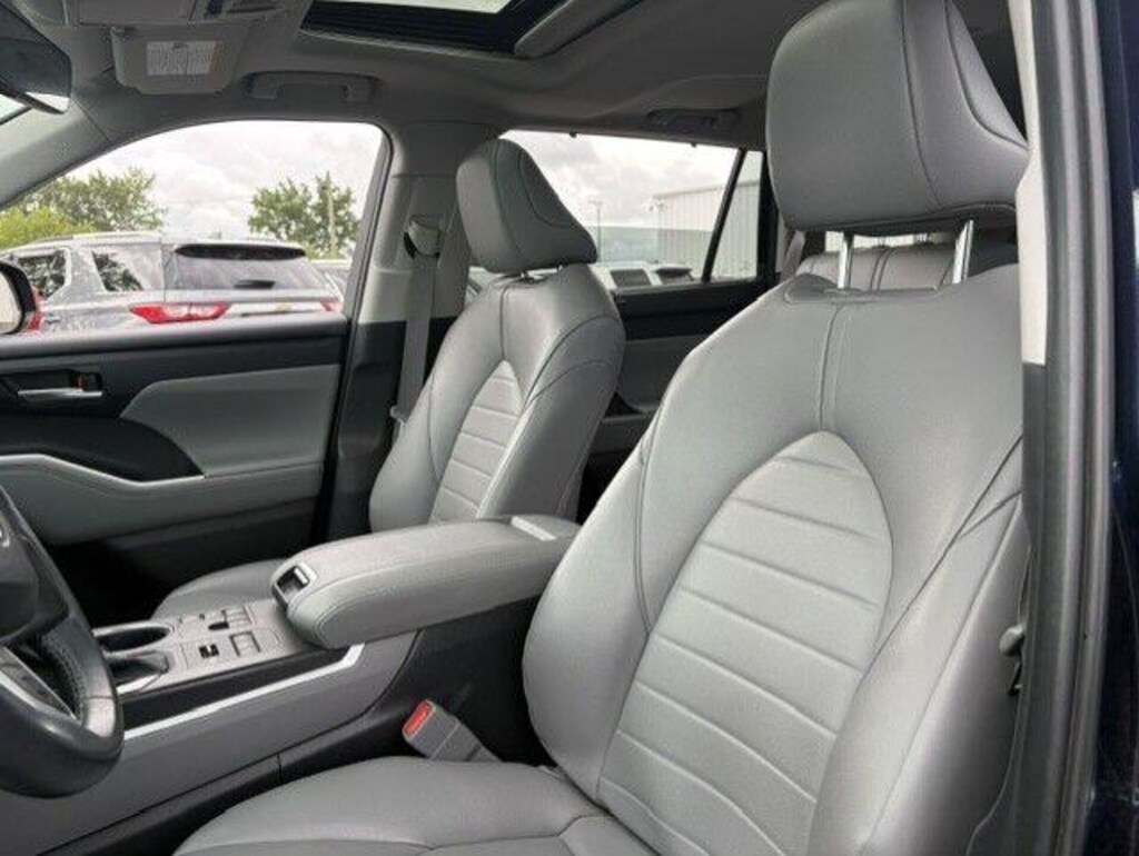 Certified 2024 Toyota Highlander XLE SUV