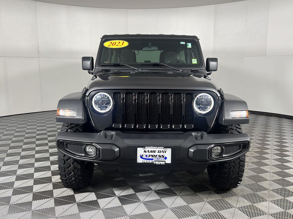 Used 2023 Jeep Wrangler Willys SUV
