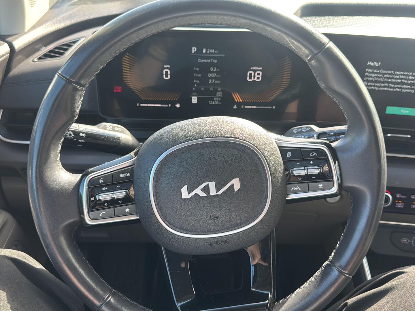 Certified 2025 Kia Carnival EX Van