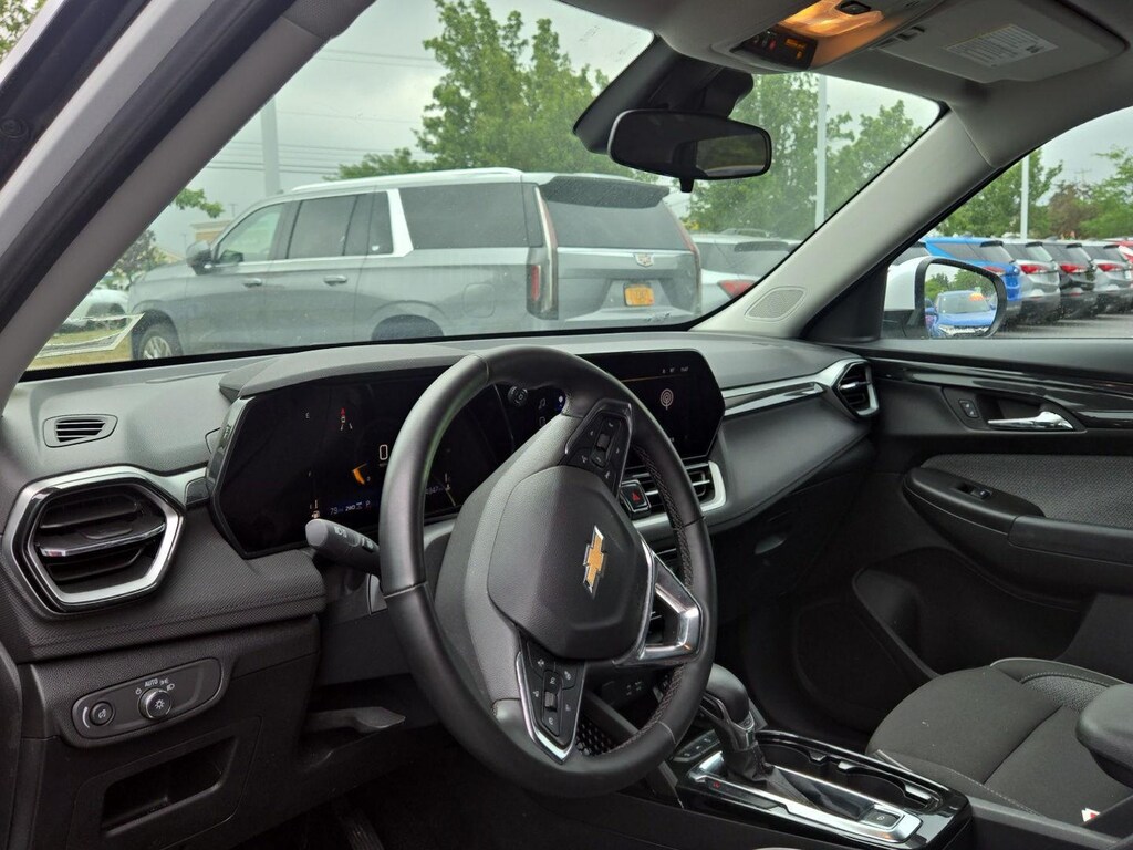 Used 2024 Chevrolet Trailblazer LT SUV