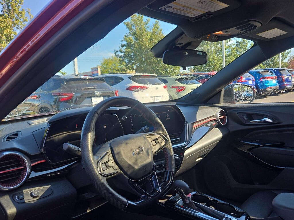 Used 2024 Chevrolet Trax 2RS SUV