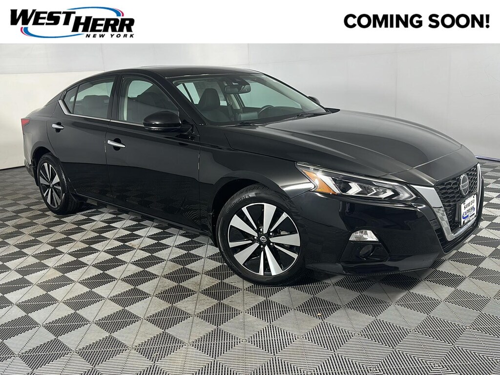 Used 2020 Nissan Altima 2.5 SV Sedan