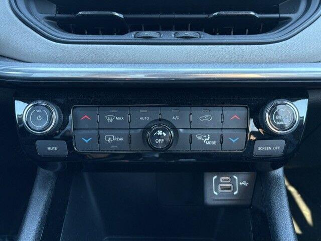Used 2024 Jeep Compass Limited SUV