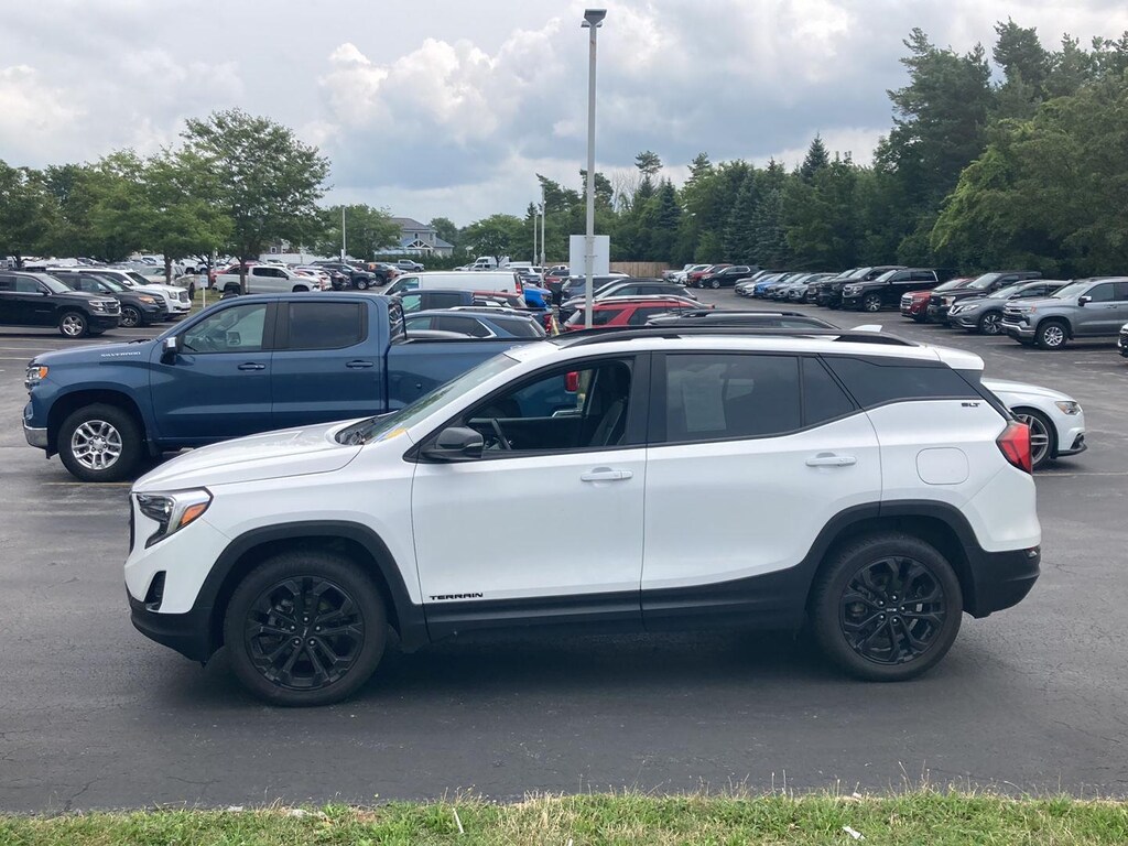 Used 2021 GMC Terrain SLT SUV