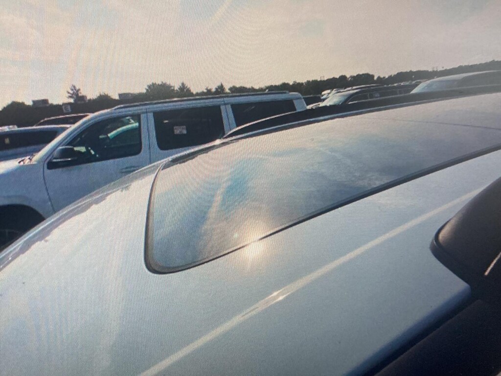 Certified 2025 Chrysler Pacifica Limited Van