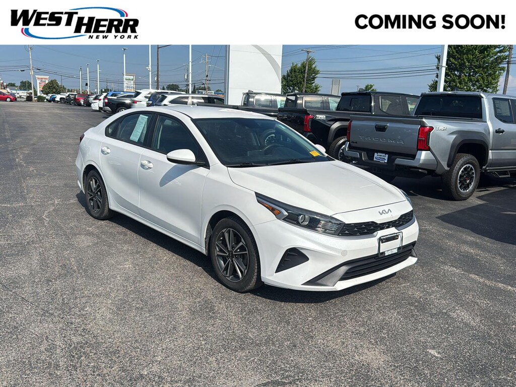 Used 2023 Kia Forte LXS Sedan
