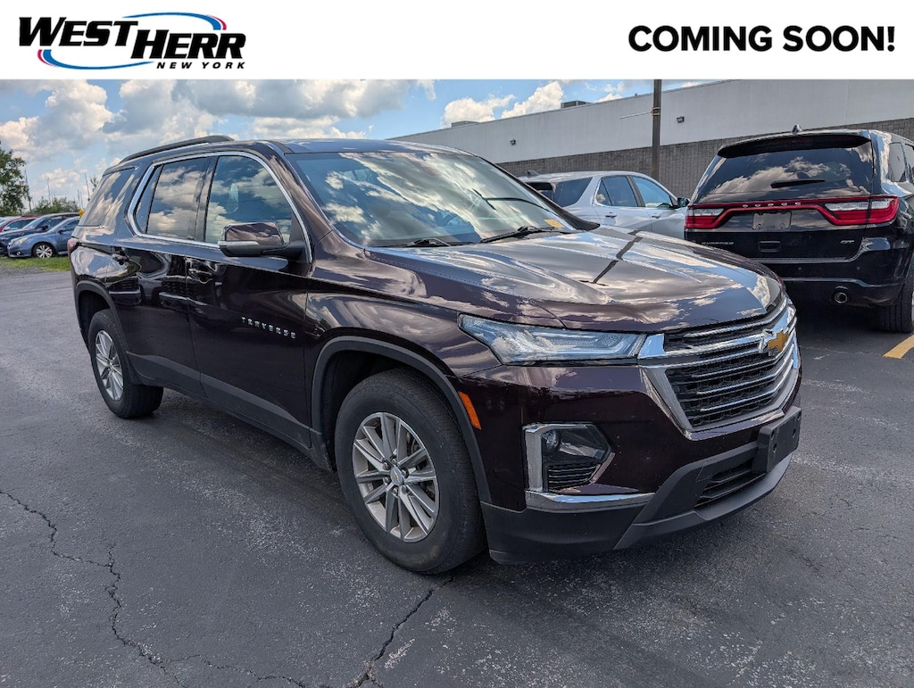 Used 2023 Chevrolet Traverse LT Cloth SUV
