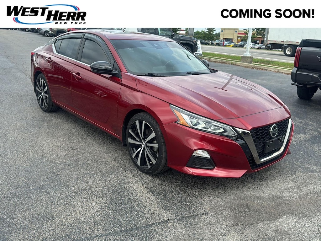 Used 2022 Nissan Altima 2.0 SR Sedan