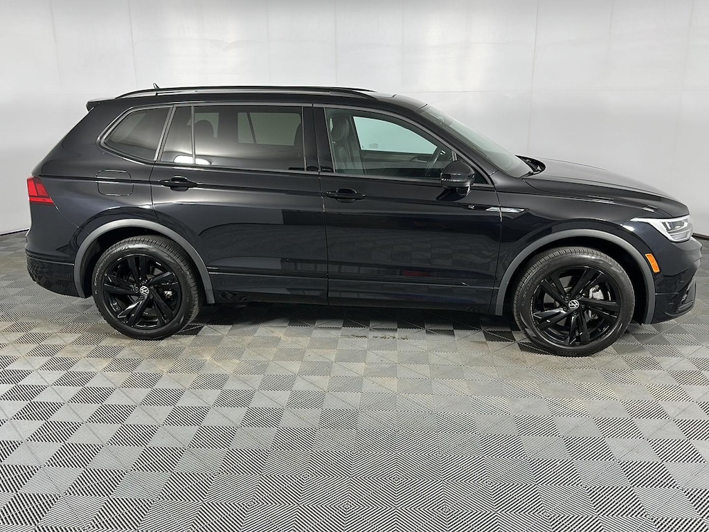 Certified 2023 Volkswagen Tiguan SE R-Line Black SUV