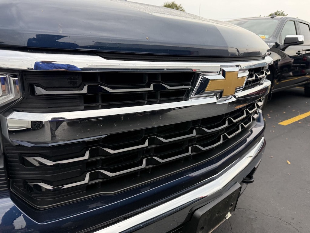 Used 2022 Chevrolet Silverado 1500 LT Truck