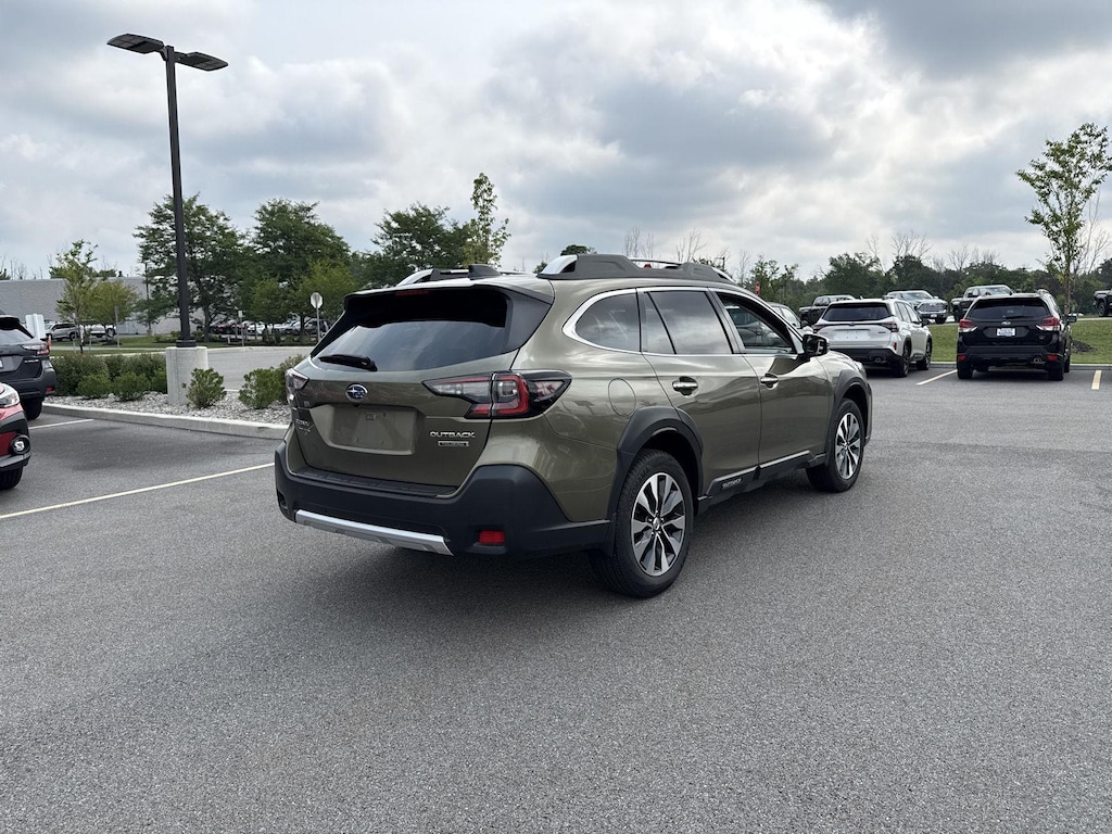 Used 2024 Subaru Outback Touring SUV