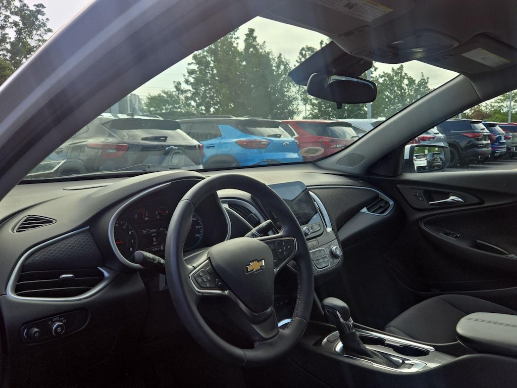 Used 2024 Chevrolet Malibu LT Sedan