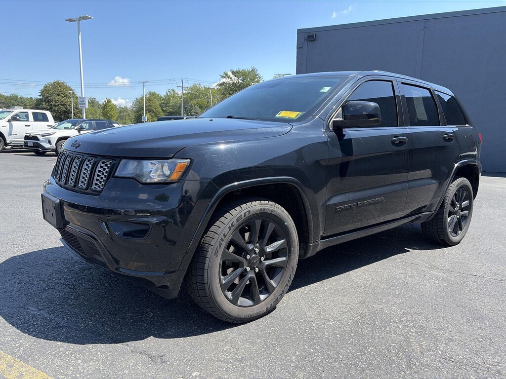Used 2020 Jeep Grand Cherokee Altitude SUV
