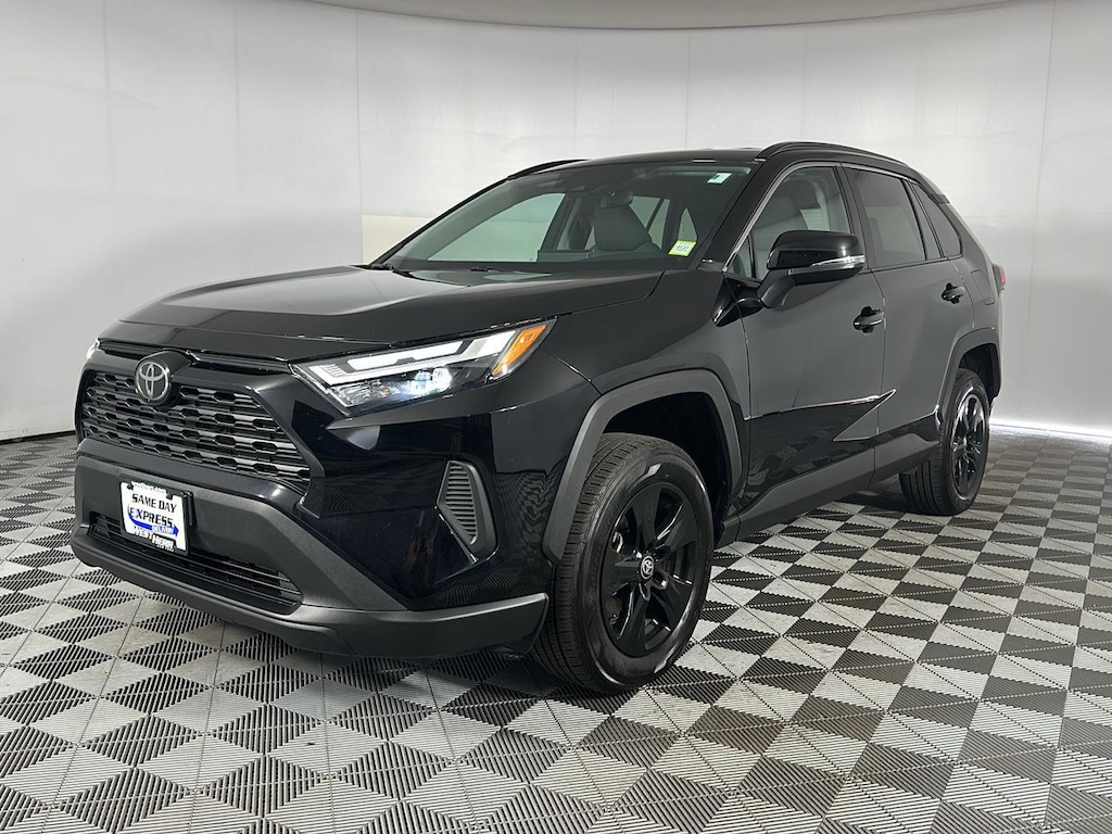 Used 2024 Toyota RAV4 XLE SUV