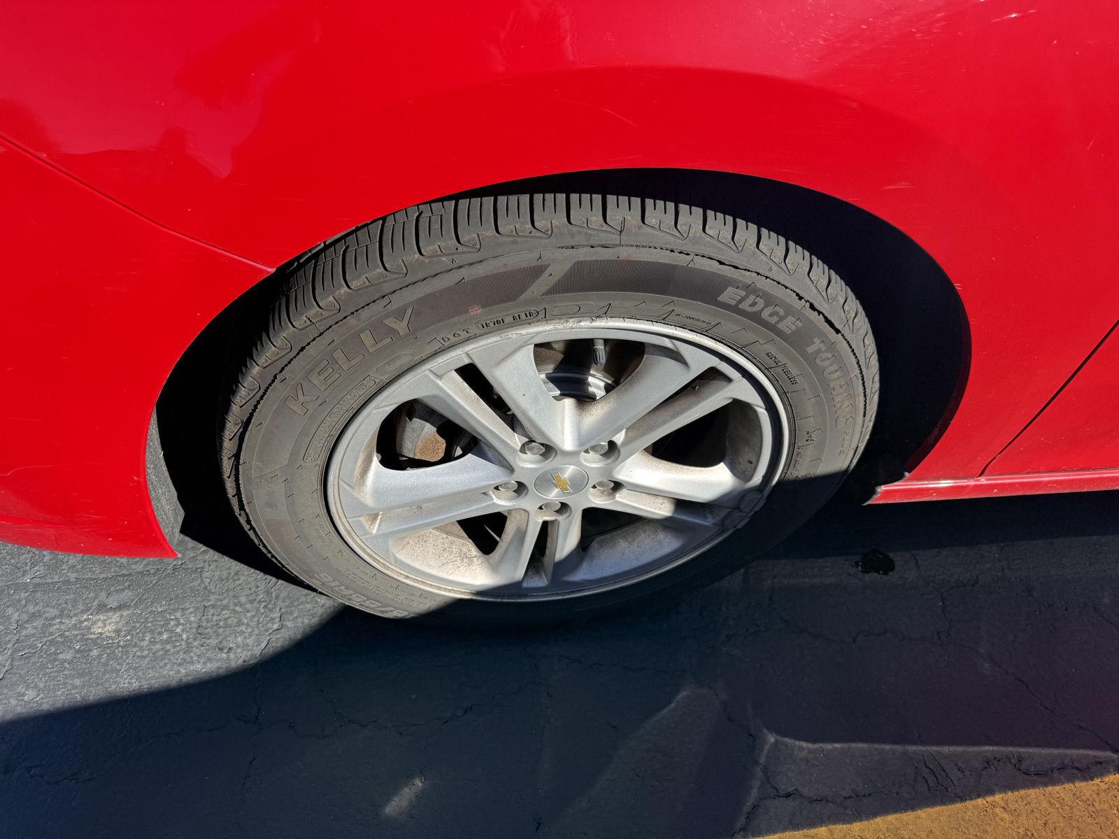 Used 2018 Chevrolet Cruze LT Hatchback