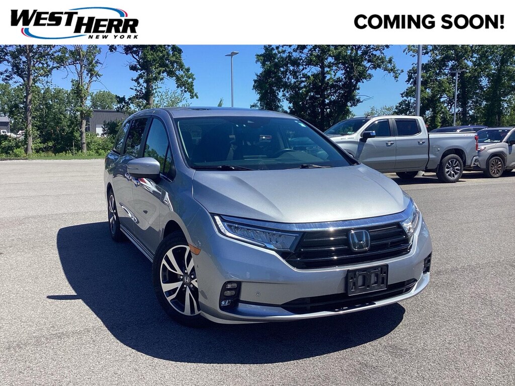 Used 2021 Honda Odyssey Touring MiniVan