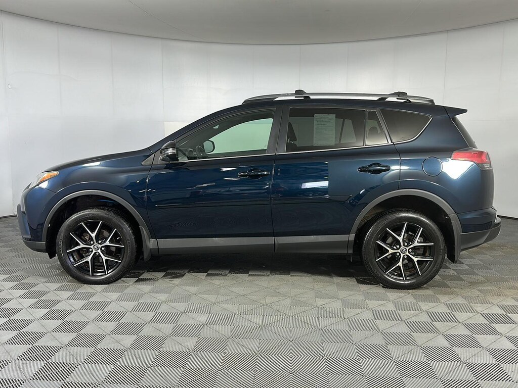 Used 2017 Toyota RAV4 SE SUV
