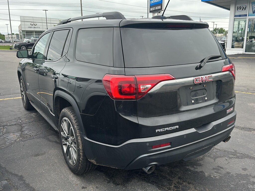 Used 2017 GMC Acadia SLT