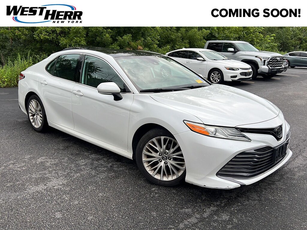 Used 2019 Toyota Camry XLE Sedan