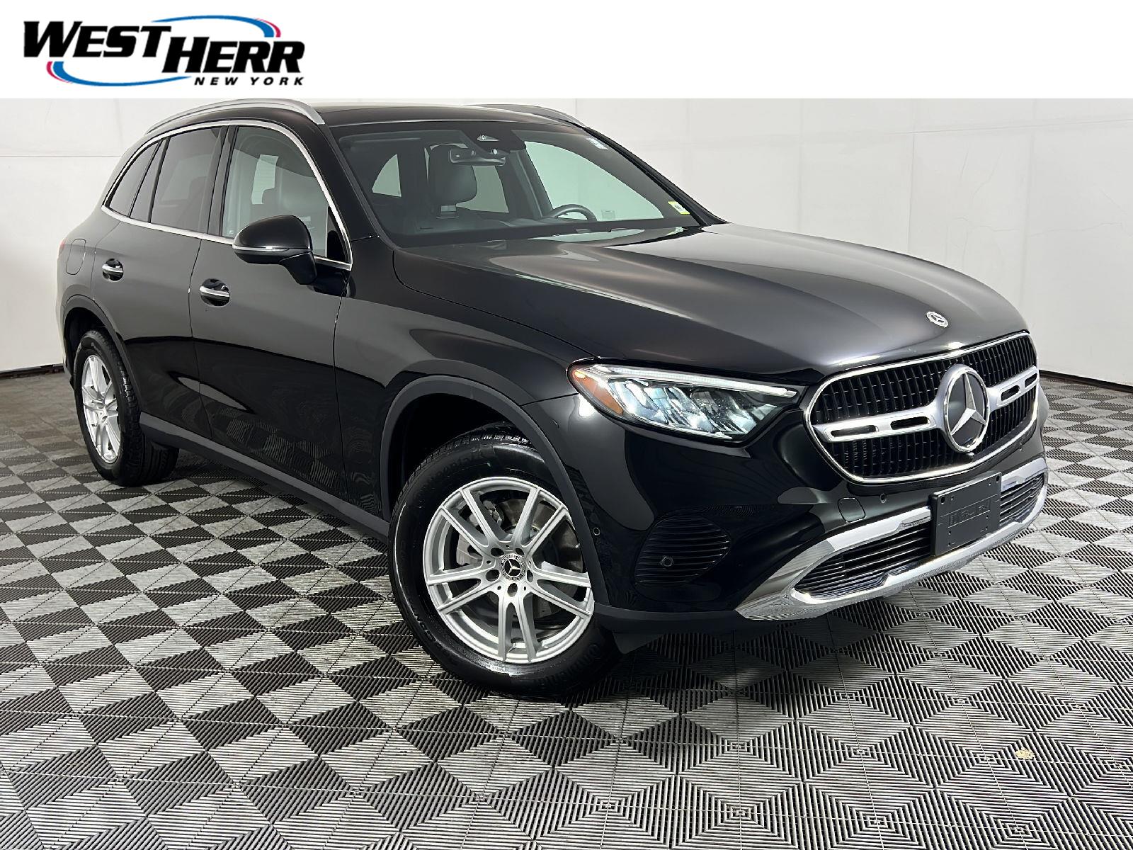2023 Mercedes-Benz GLC 300