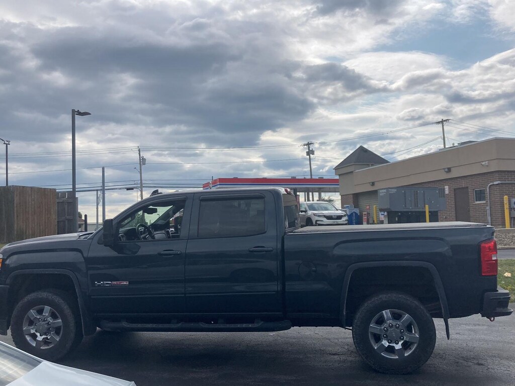 Used 2018 GMC Sierra 2500HD SLT Truck