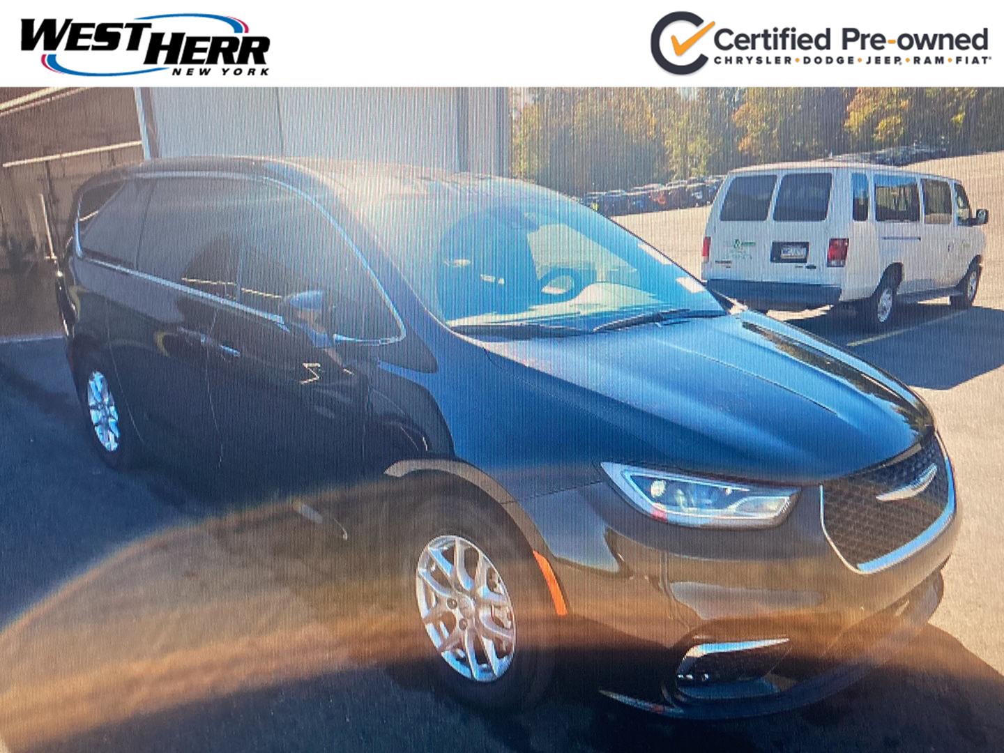  Chrysler Pacifica