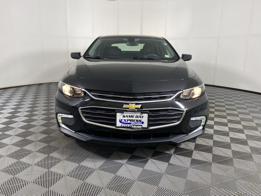 Used 2017 Chevrolet Malibu LT Sedan